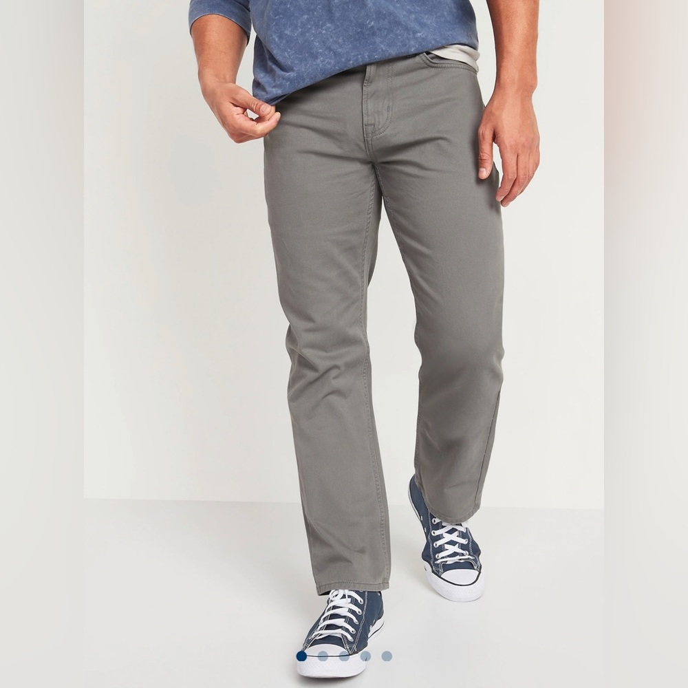 NWT Men Old Navy Straight Jeans. Gray. 38x30